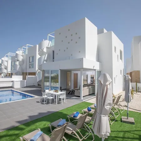 Nyaraló Bleu Vie In By Interhome *